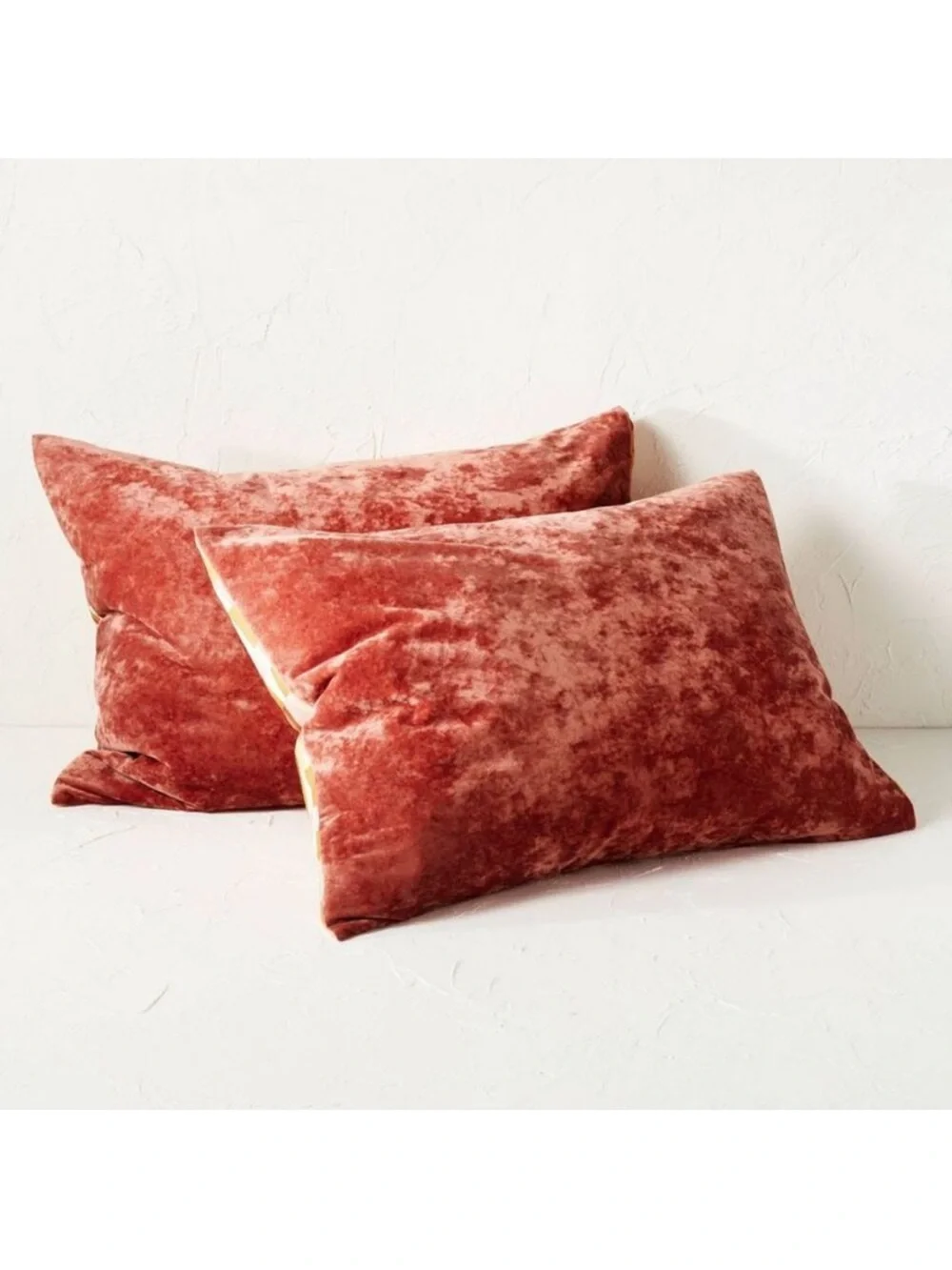 Opalhouse Jungalow King  Plush Velvet Comforter in Berry